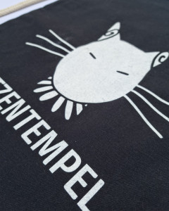 katzentempel.kordelbeutel schwarz 1